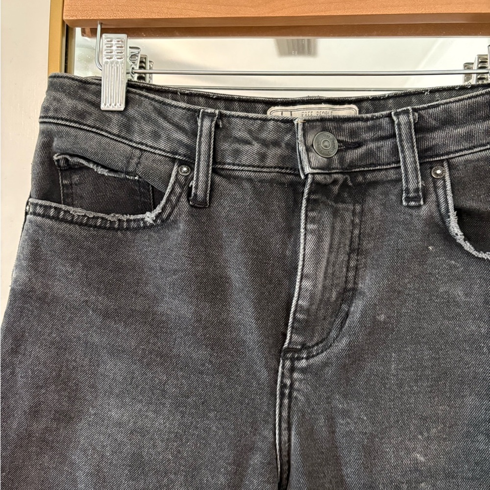 FREE PEOPLE BLACK JEANS SZ 26